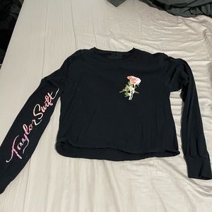 Taylor swift crop top